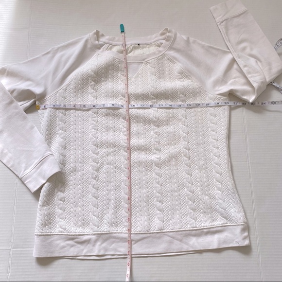 Women’s Cream/ white Crewneck textured sweatshirt with faux cable knit detail- M - Picture 10 of 14